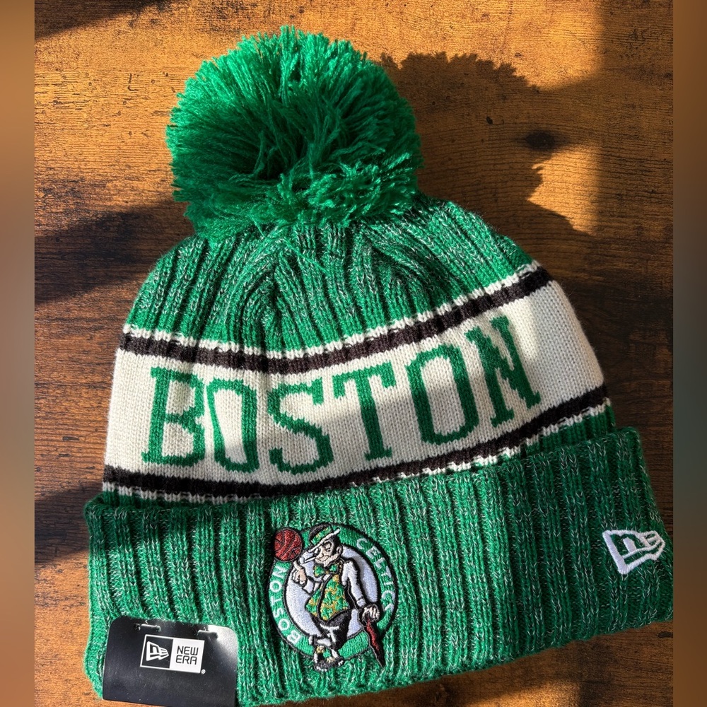 New Era Boston Celtics Knit Beanie